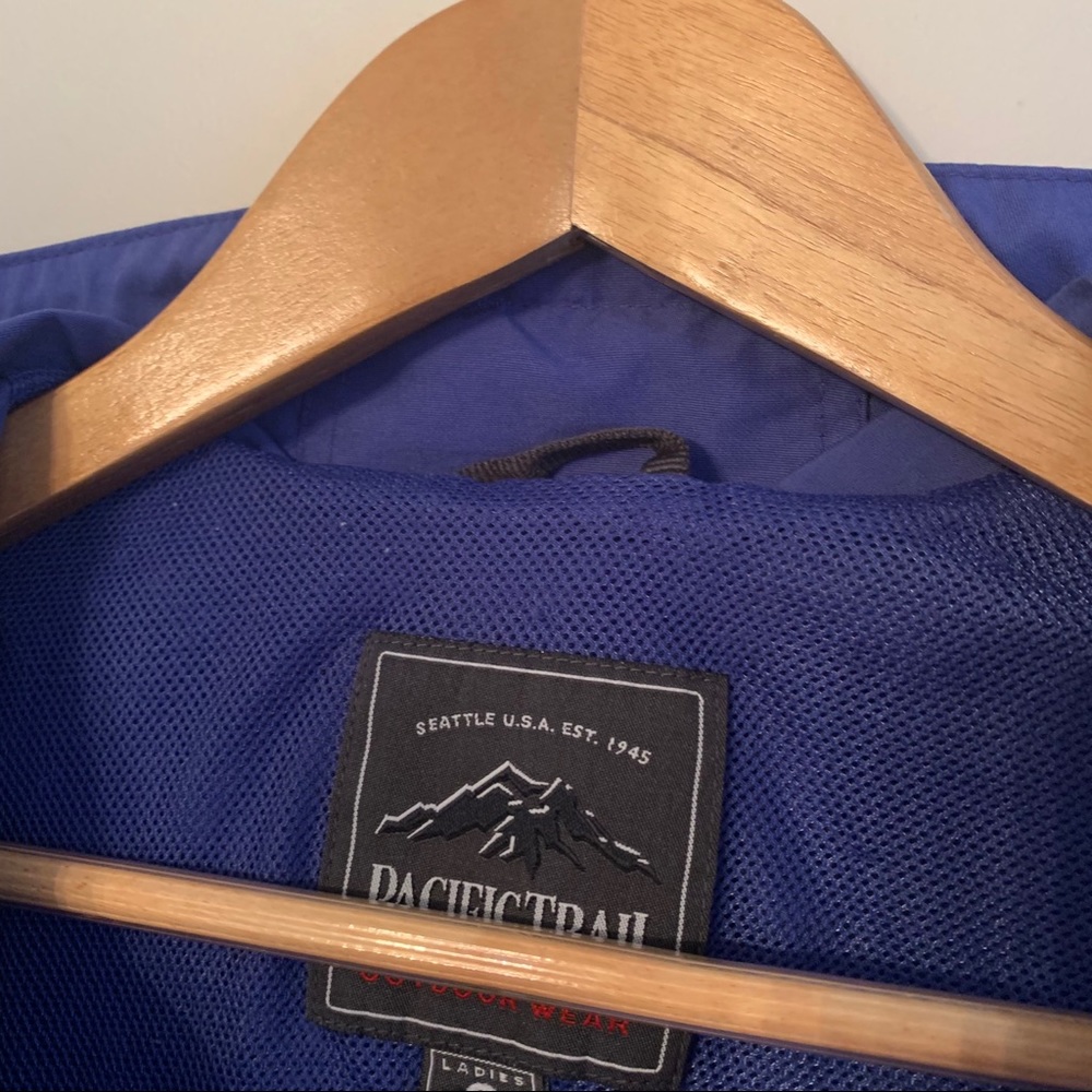 Pacific Trail Jacket - Picture 9 of 9